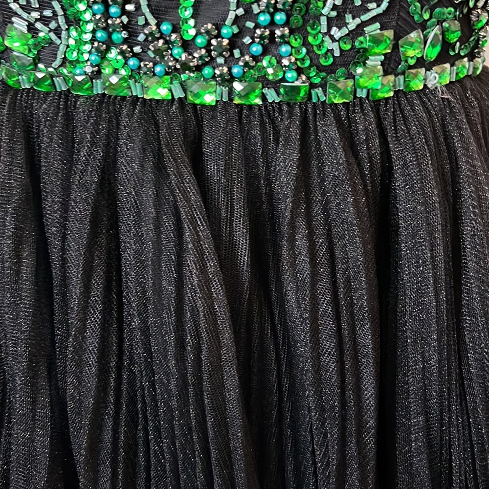 Sherri Hill Green and Black Beaded Prom Dress - Picture 6 of 8